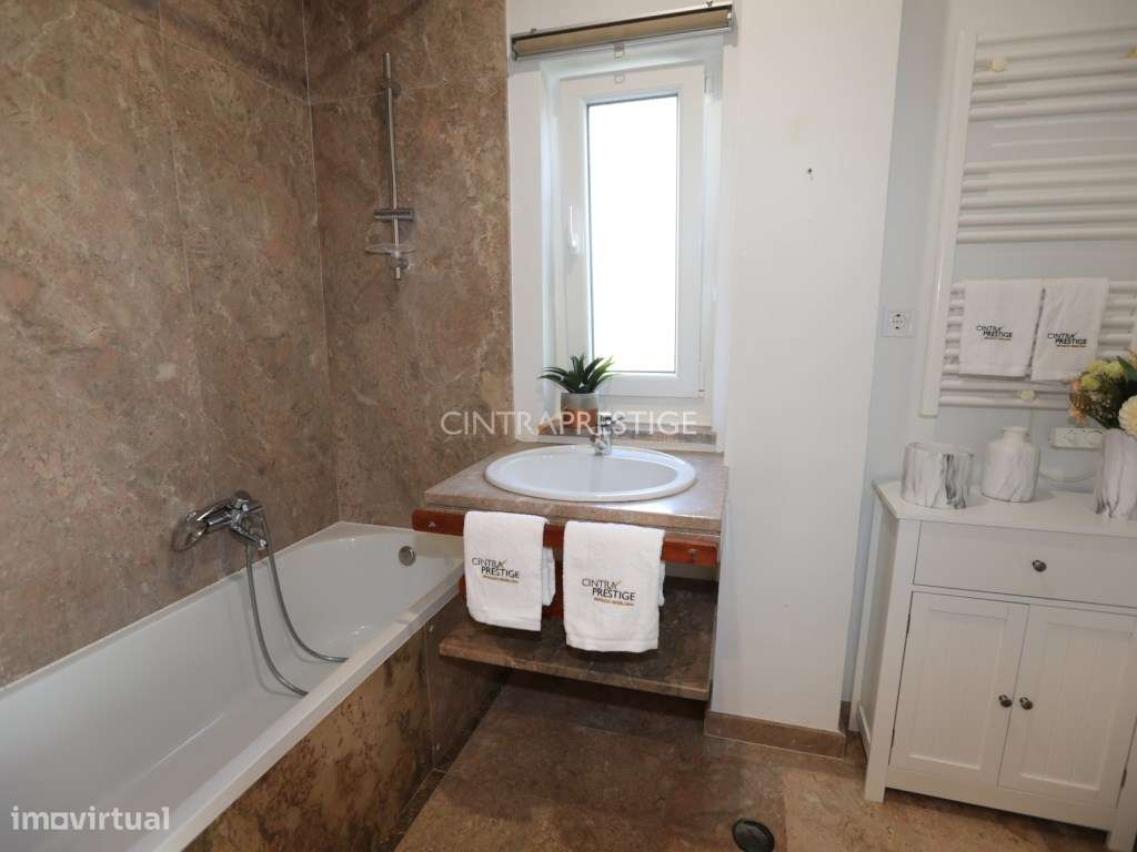 Moradia T3 com Jardim e Garagem na Quinta Verde - Nafarros, Sintra.-26