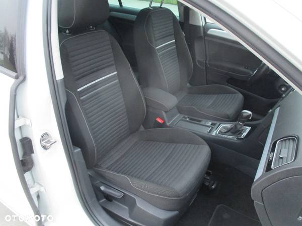 Volkswagen Golf VII 1.6 TDI BMT Highline DSG - 11