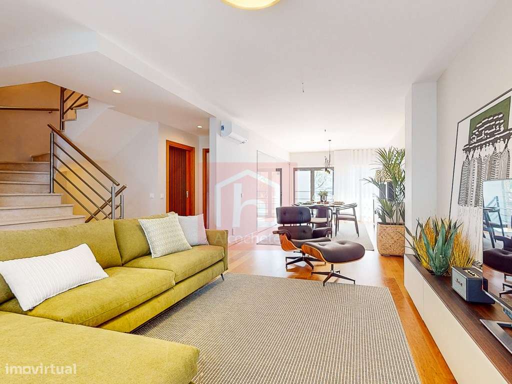 Moradia T4 geminada + Rooftoop em Alcochete-22