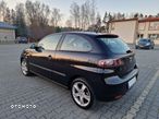 Seat Ibiza SC 1.6 16V Sport - 3