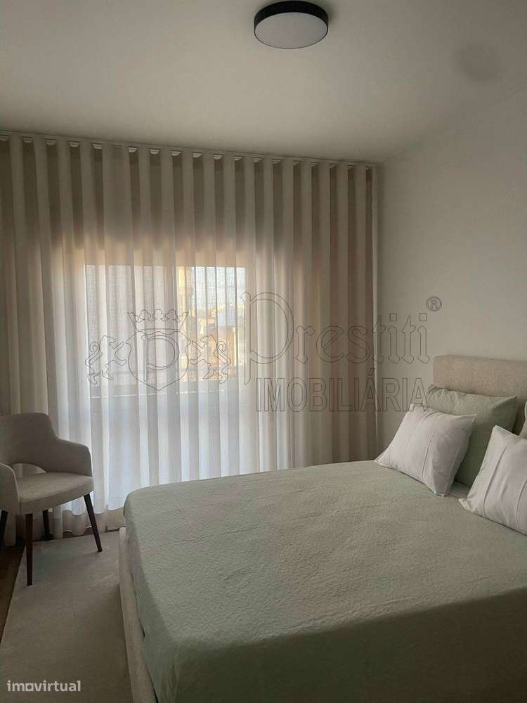Apartamento T3 a Venda em Portimão-10