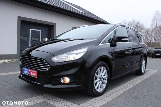 Ford S-Max - 31