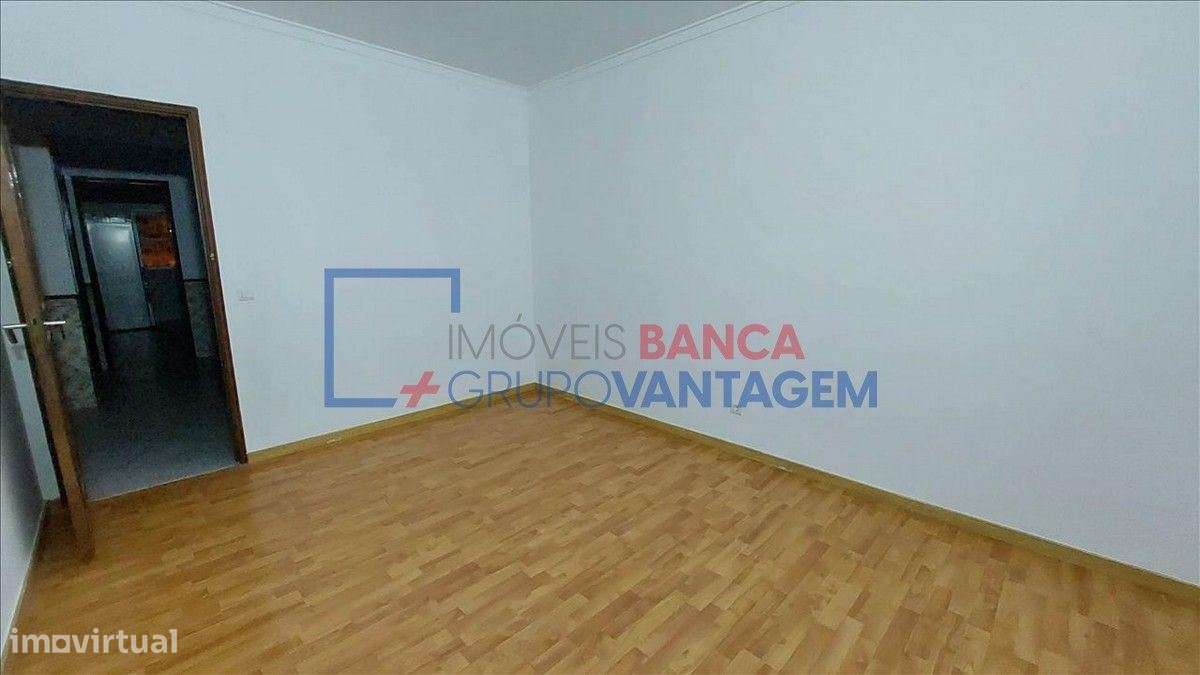 Apartamento T2 em Mem-Martins - Grande imagem: 3/8