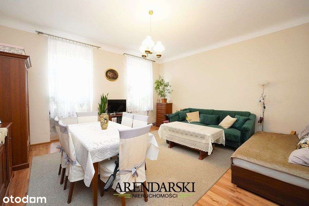 Mieszkanie w kamienicy na parterze!-1