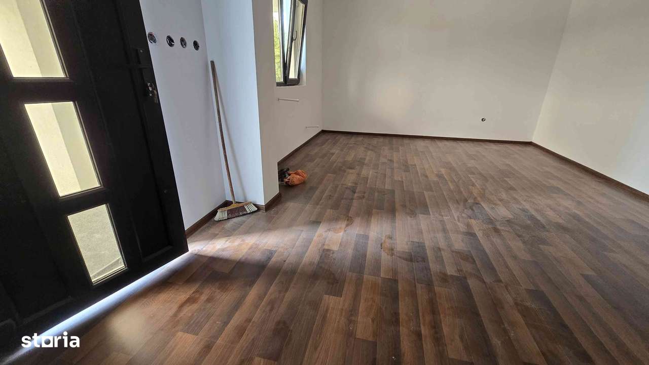 Casa de Vanzare în Holboca,  jud Iasi.-5