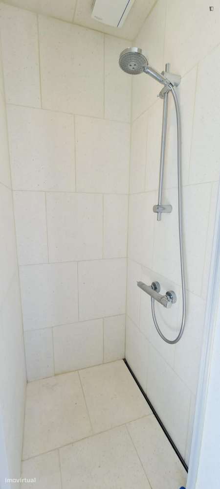 Apartamento com 1 quartos - localizado em Estrela Lisbon - Grande imagem: 5/6