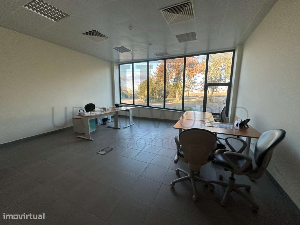 Armazém Industrial, Santarém, 4.000m2-28