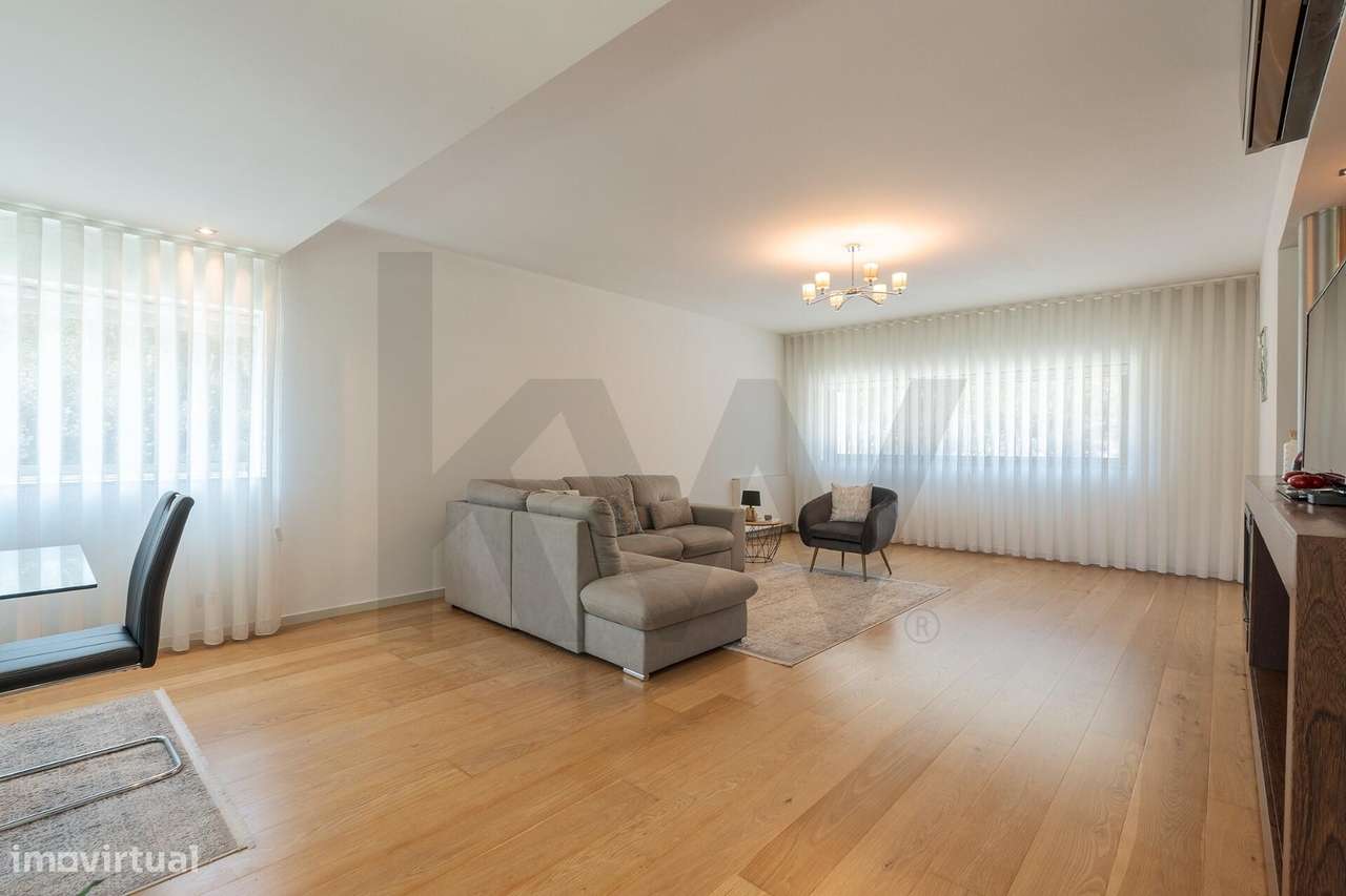 Moradia T3+1 de Excelência com Jardim Privativo em Santa Joana, Aveiro-23