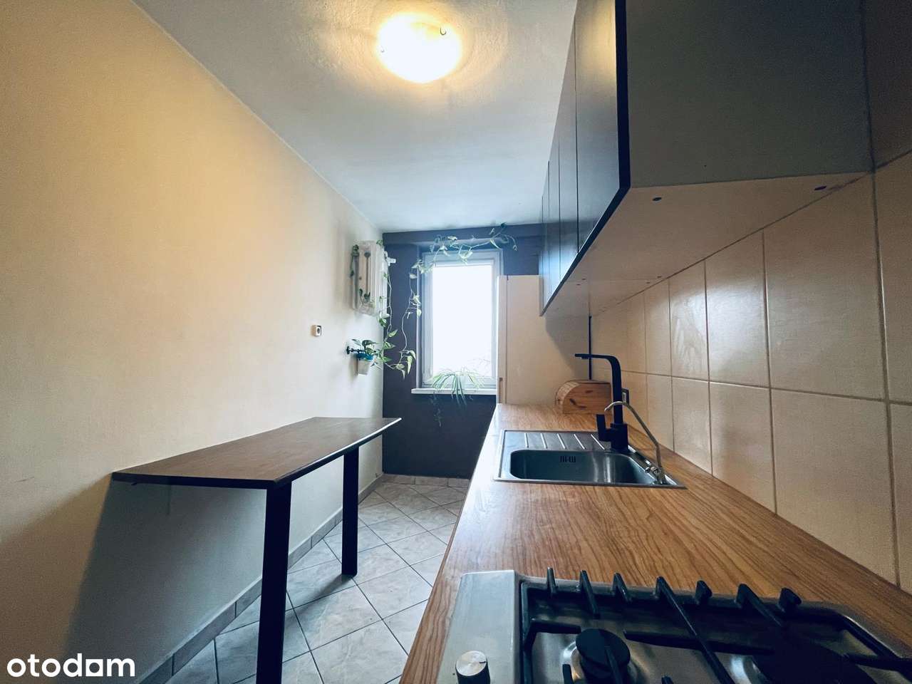 Bezpośrednio 2‑pokojowe z balkonem, komórką lokatorską i piwnicą-0