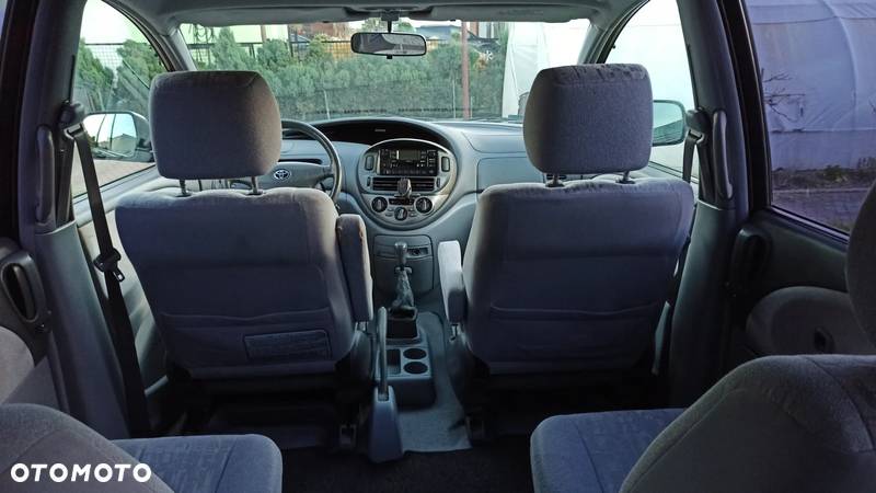 Toyota Previa 2.4 VVT-i - 24