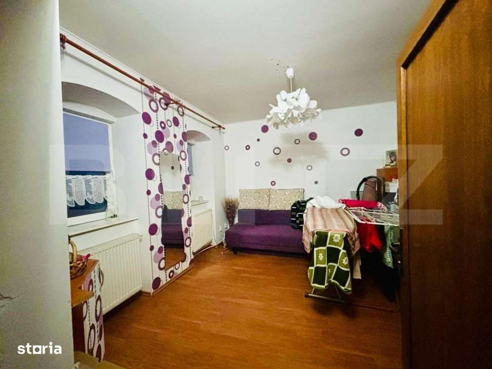 Oportunitate- Casa in zona centrala - Imagine principală: 5/9