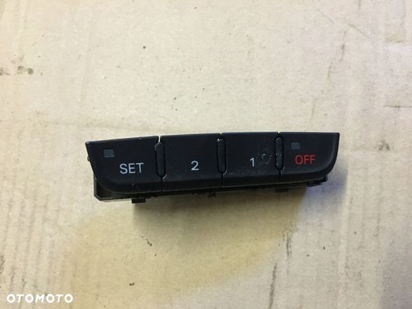 Przełącznik pamięci fotela Audi A4 B8 8K0959770 - 1