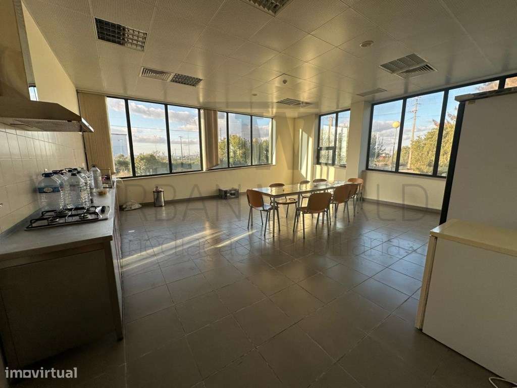 Armazém Industrial, Santarém, 4.000m2-29