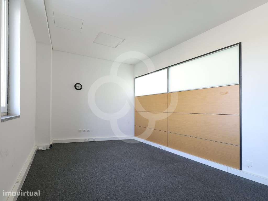 Escritório em Telheiras Localização Estratégica situado em Lisboa-8