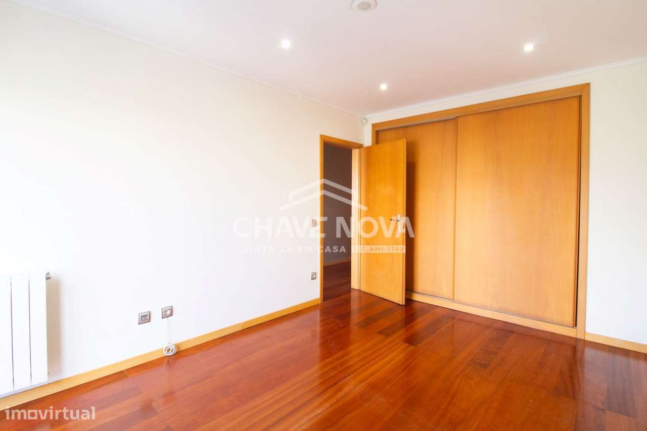 Moradia T4 em Valongo-8