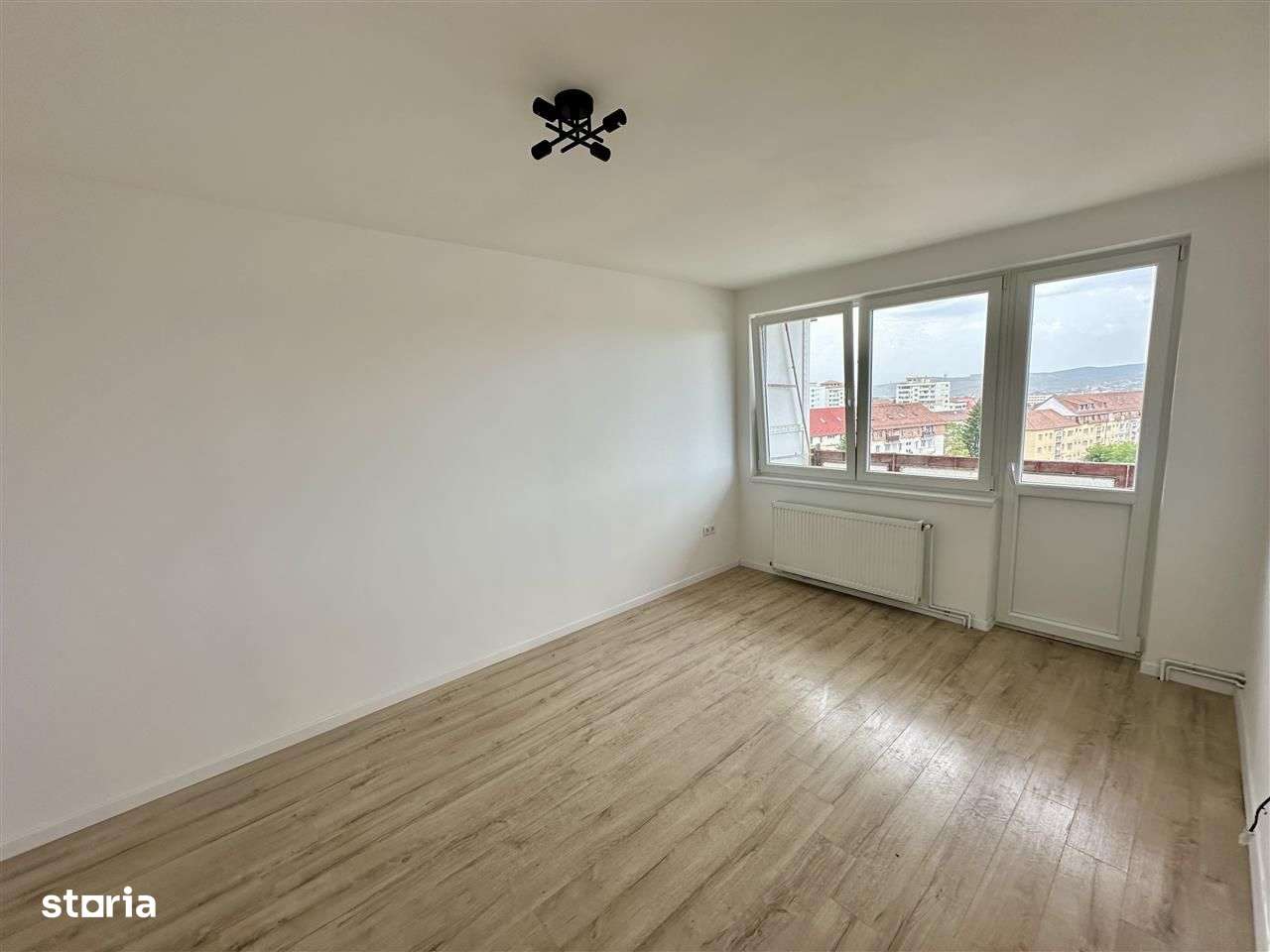 Apartament in Sibiu - 3 camere, decomandat – zona Mihai Viteazul - Imagine principală: 2/15