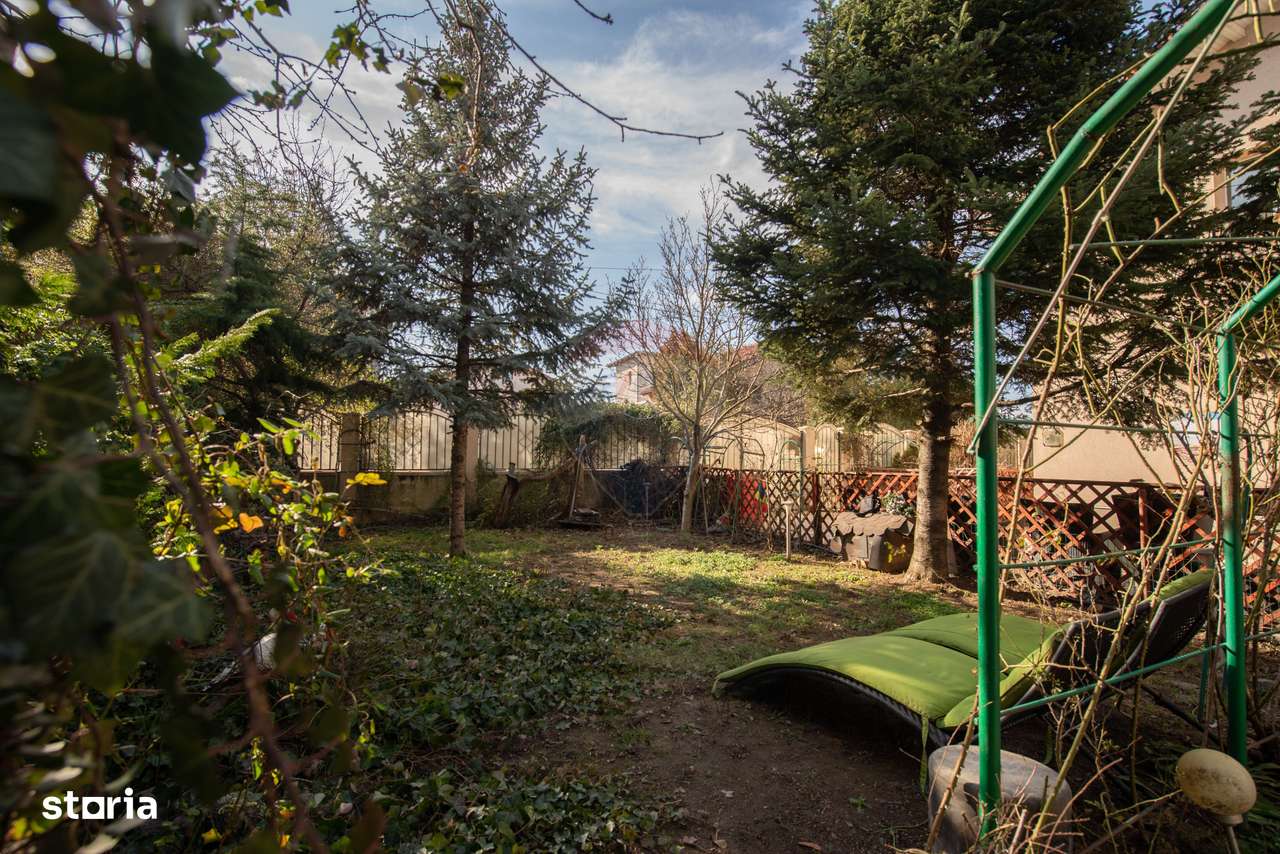 Casa de vanzare cu garaj,  Prelungirea Ghencea, Ghencea, Sector 6-8