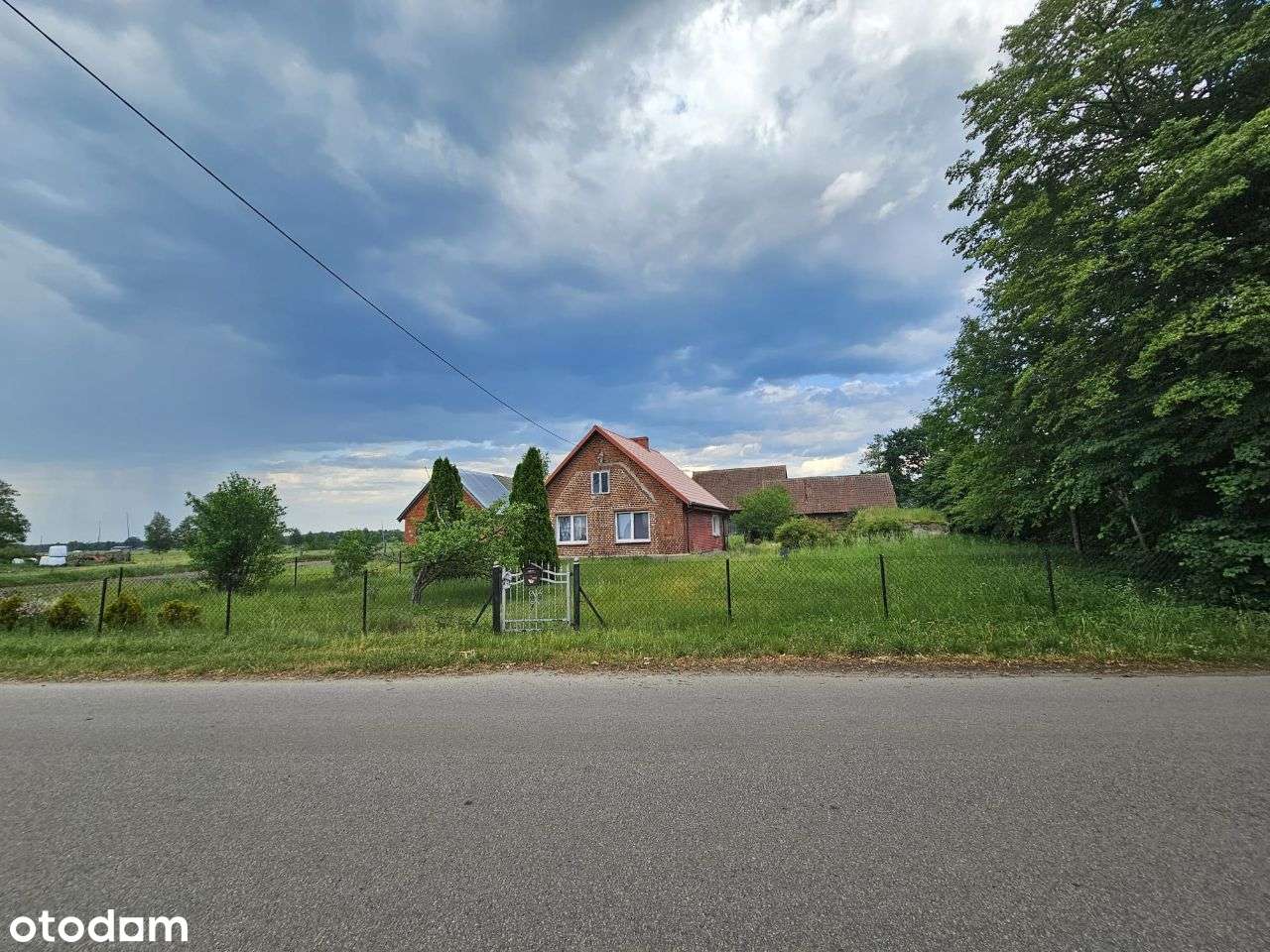 Dom na dużej działce, wraz z zabudowaniami-6