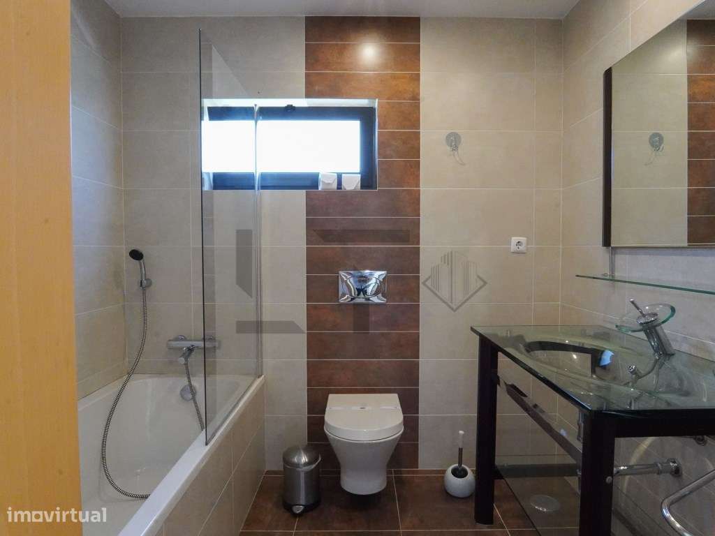 Moradia V4 com Piscina para Venda em Soltroia, Troia-26