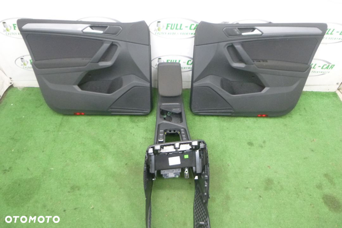 VW TIGUAN LIFT 2021 TAPICERKA DRZWI TUNEL ŚRODKOWY  5NA867212 5NA867212 5NB867011LL 5NB867012RL - 3