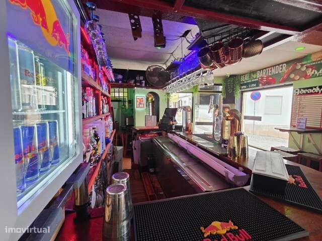 Venda de Prédio / 2 fracções em Lagos-15