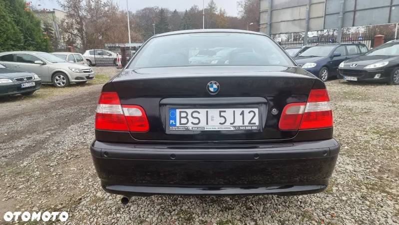 BMW Seria 3 316i - 32