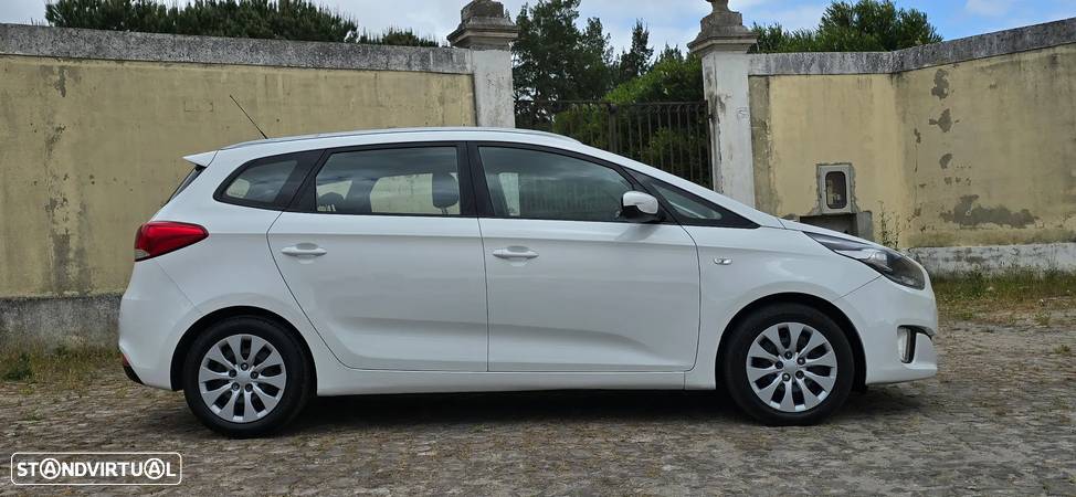 Kia Carens 1.7 CRDi 115 Dream Team Edition - 6