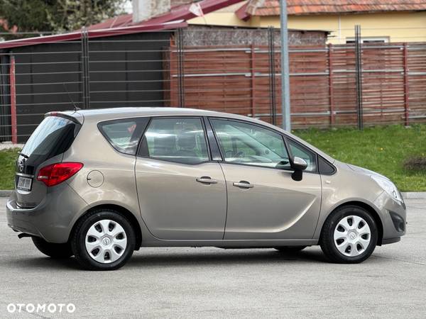 Opel Meriva 1.4 Design Edition - 10