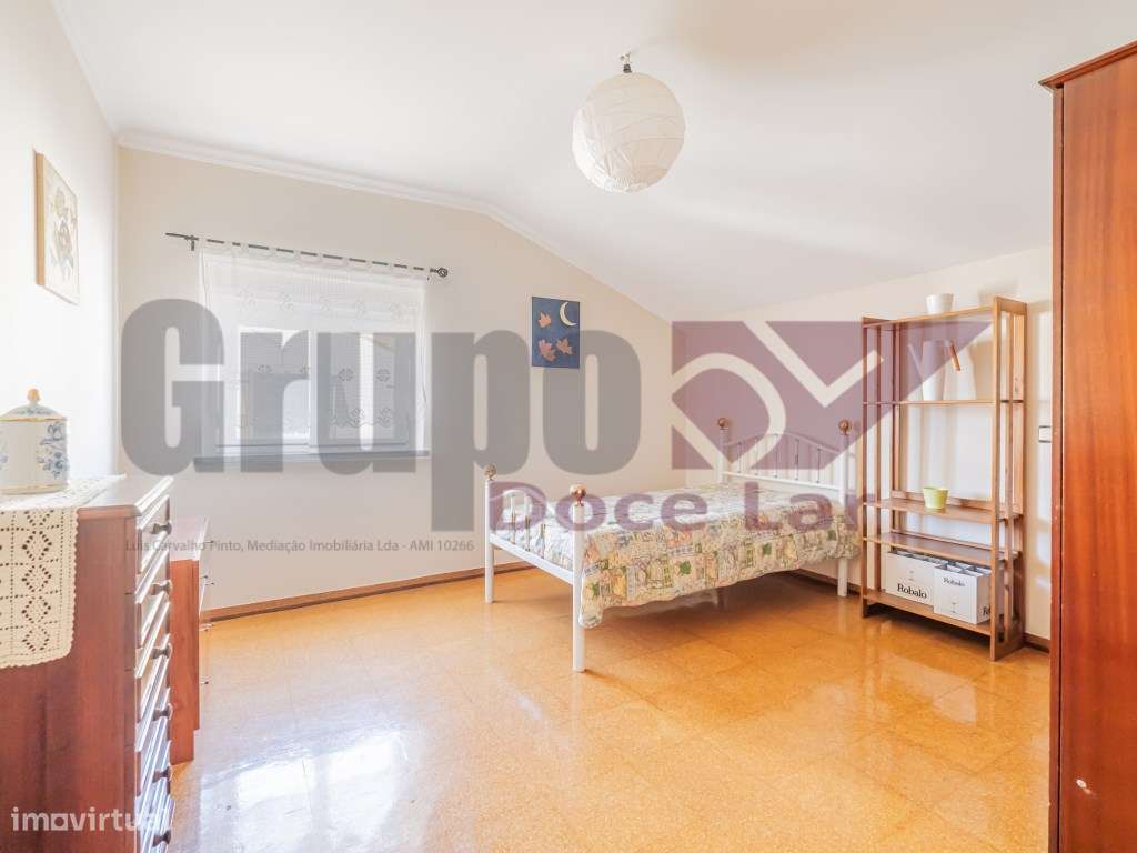 Moradia Isolada T5 com Garagem e anexo em Quinta do Conde-38