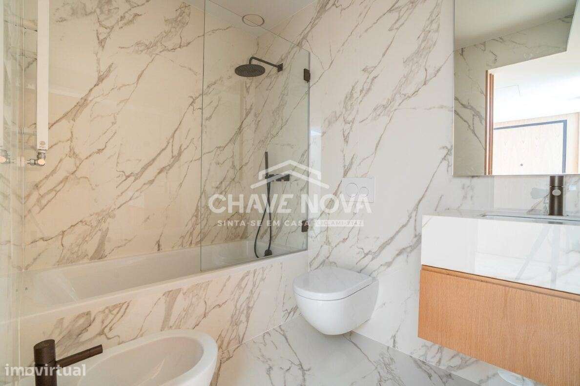 Apartamento T1 mobilado no coração do Porto – Camões 800-10