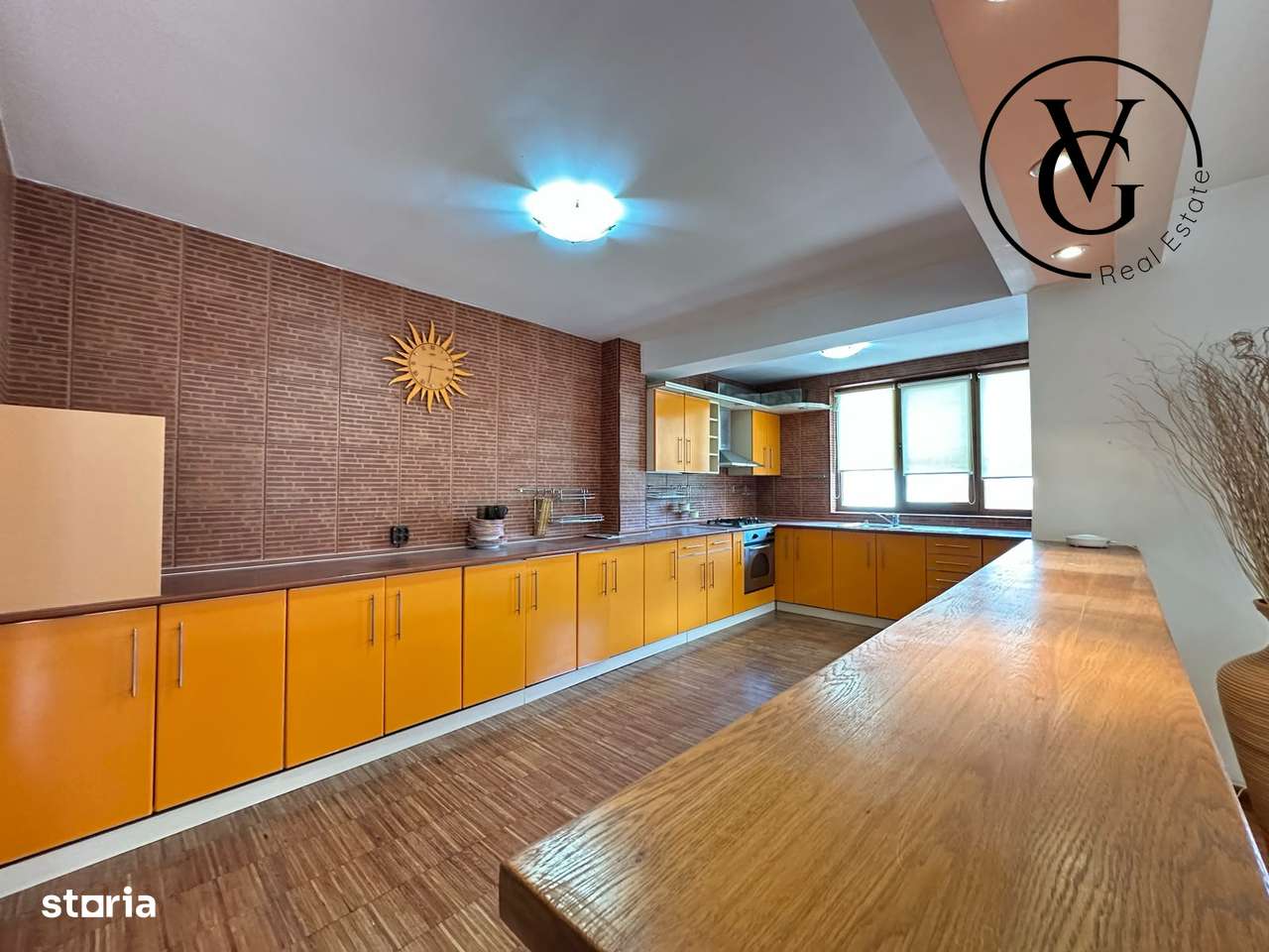 Vila moderna D+P+E | zona ultracentrala Tulcea-8