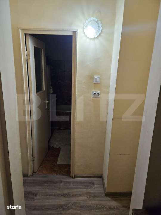 Apartament 3 camere, 70 mp, 2 bai, etaj 3 - Zona excelenta, disponibil - Imagine principală: 5/10