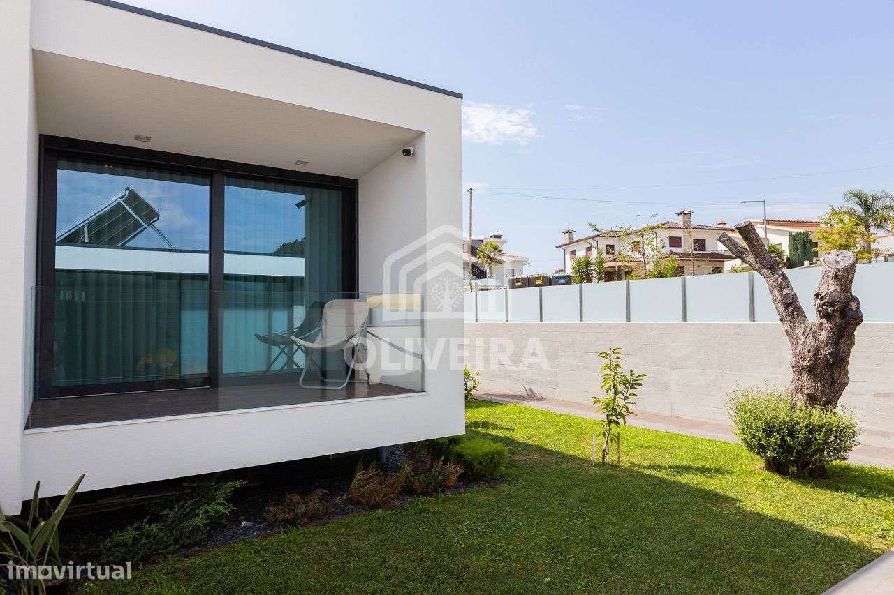 Moradia Térrea de Luxo em Barcelos-50