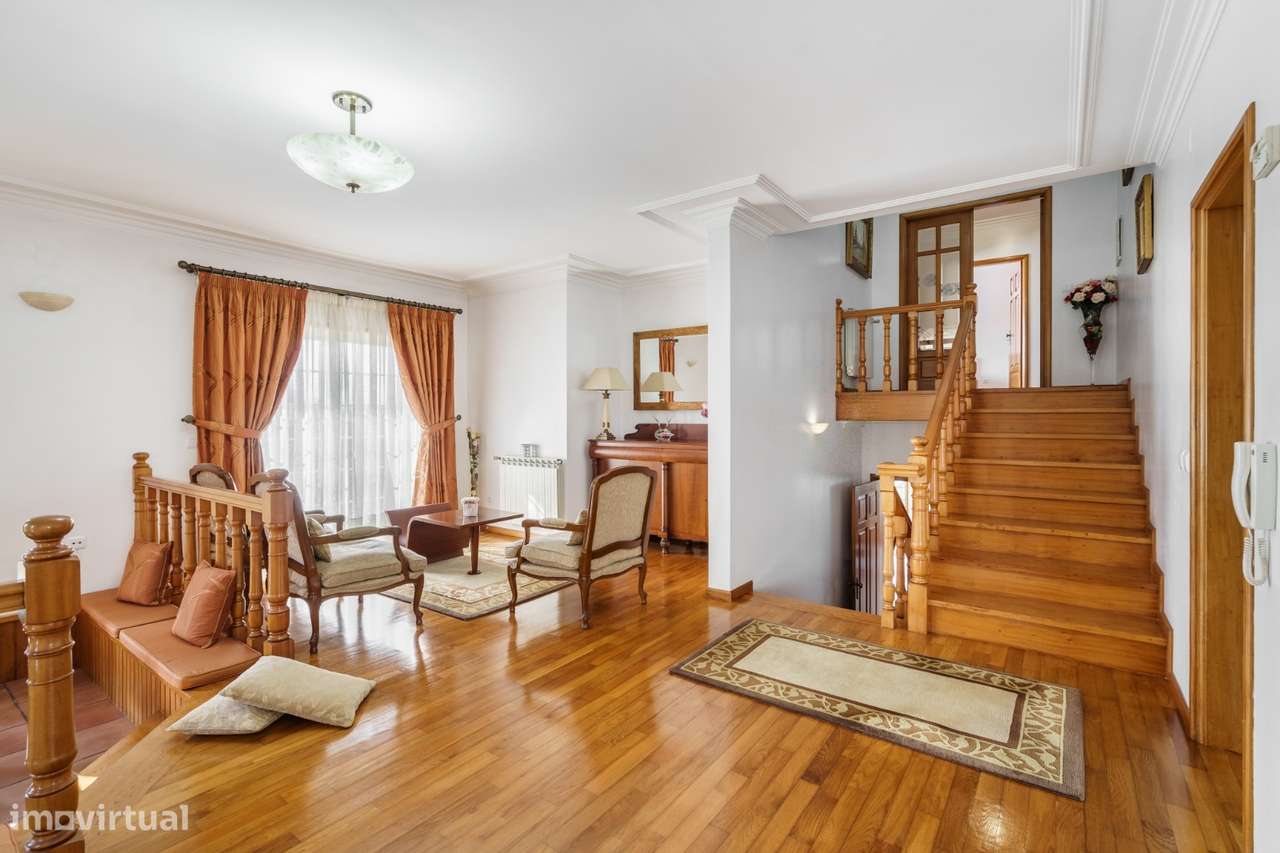 Moradia T3 com Piscina e Jardim em Galegos, Barcelos-7