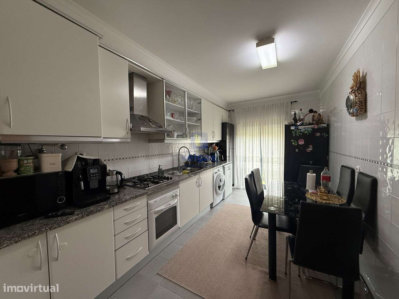 T3 como novo, 2 lugares de estacionamento, 2 arrecadações, prédio com - Grande imagem: 2/28