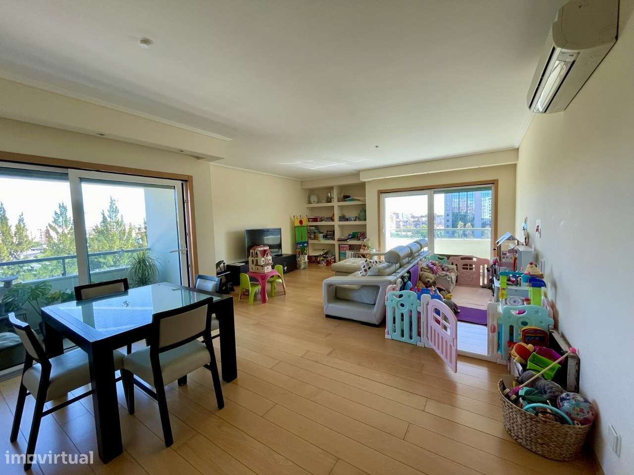 Luxuoso Apartamento T3 na Rua António Quadros - Conforto, Elegância e - Grande imagem: 4/15