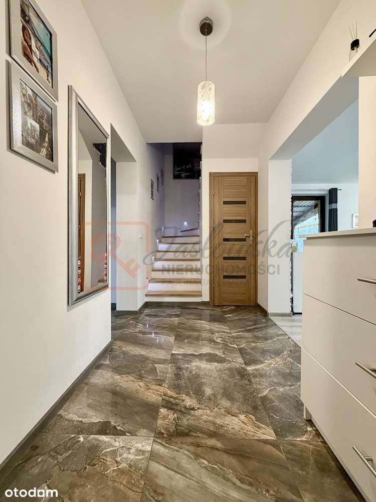 Na sprzedaż funkcjonalny dom jednorodzinny - Pełny obrazek: 5/14