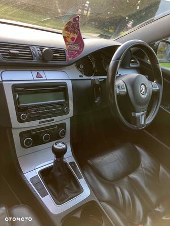 Volkswagen Passat 2.0 TDI - 6