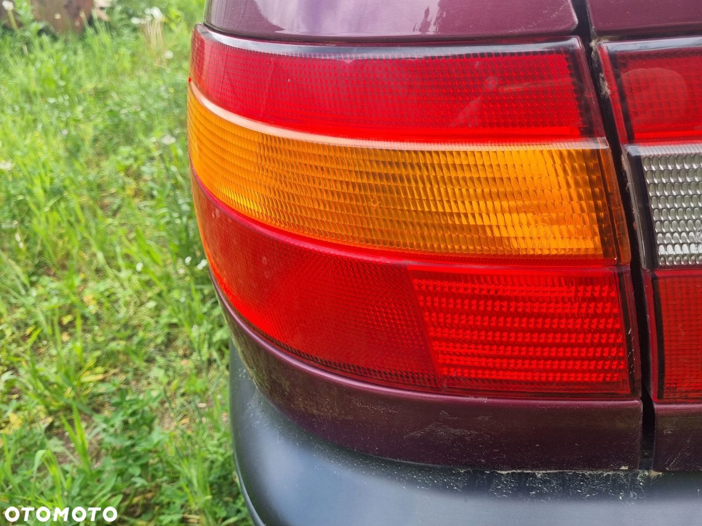 TOYOTA CARINA E 92-98 1996 LIFTBACK LAMPA LEWY TYŁ LEWA TYLNA W BŁOTNIK EU - 1