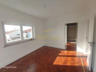 Moradia T3 renovada com vista mar - Grande imagem: 2/47