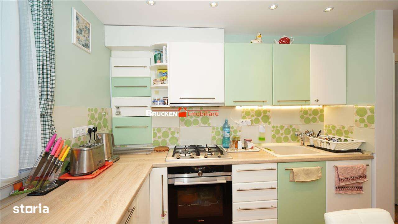 Apartament 3 camere complet renovat – Piata Bucuresti, Oradea-1