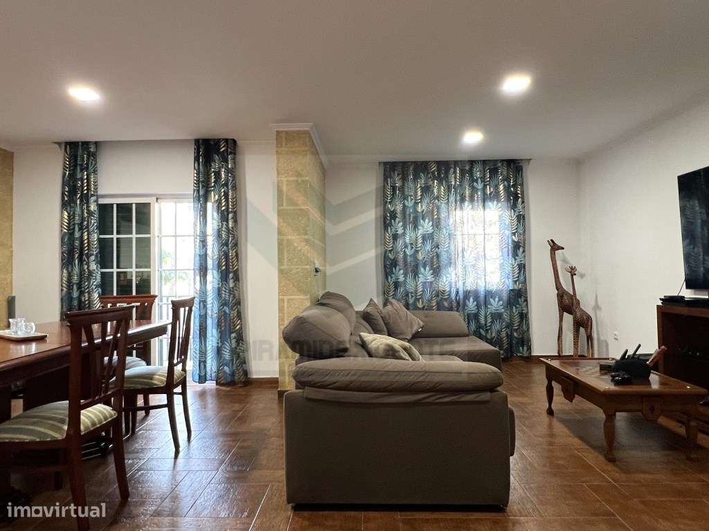 MORADIA T4+1, CAVE 76m2, SÓTAO, GARAGEM, GAIO - MOITA - Grande imagem: 5/44