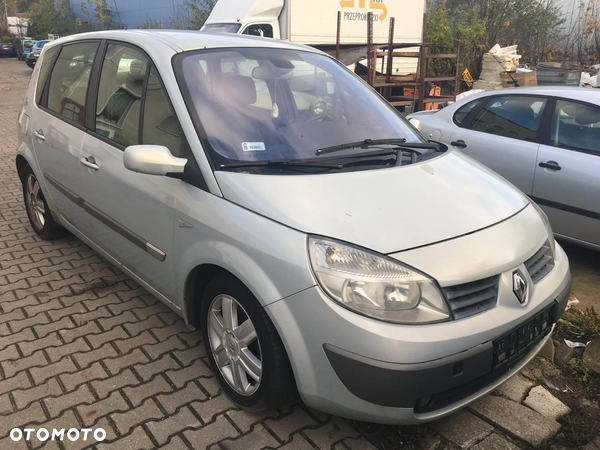 Renault Scenic II 1.9 dCi - 5