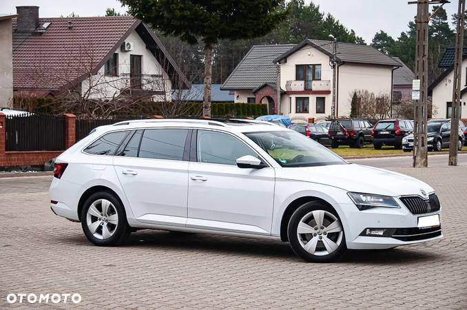 Skoda Superb 1.5 TSI ACT DSG Ambition - 10