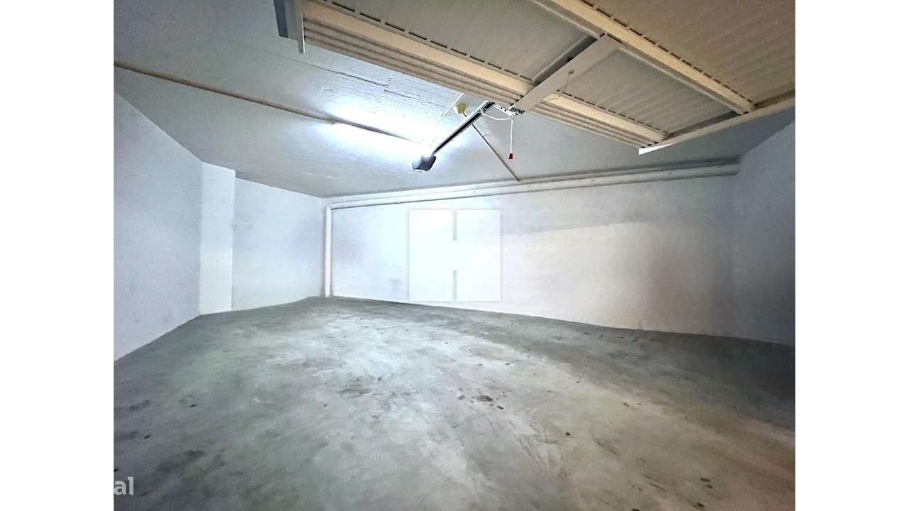 Luxuoso T-3 na Qtª Santa Maria-42