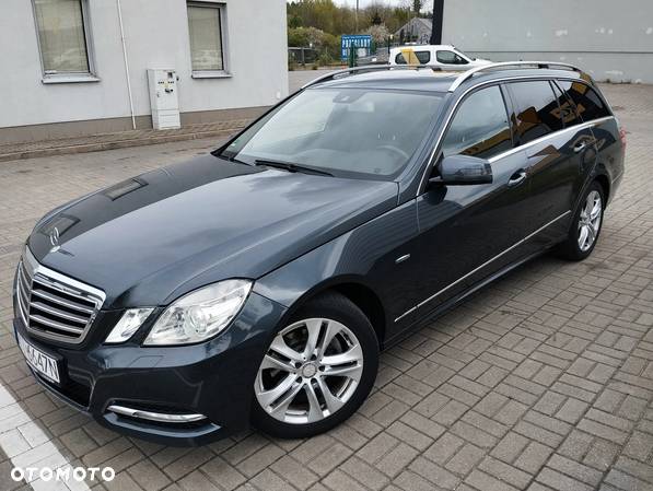 Mercedes-Benz Klasa E 200 BlueEFFICIENCY 7G-TRONIC Avantgarde - 13