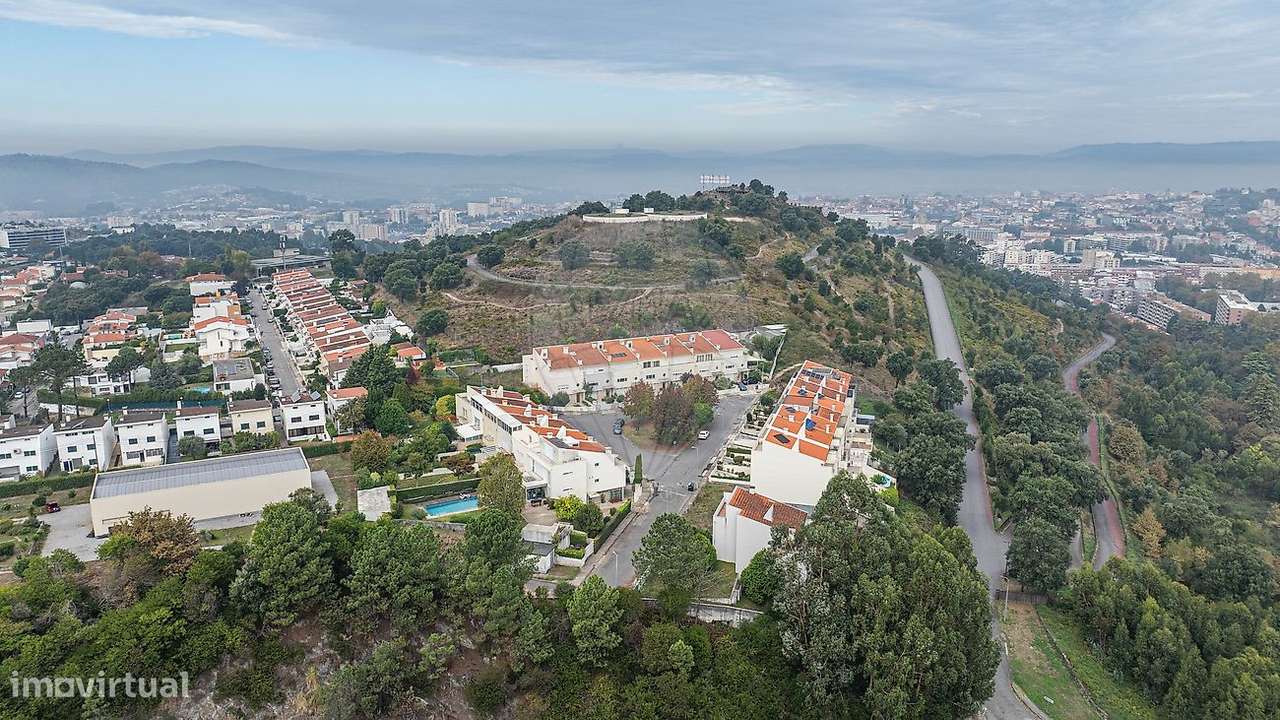 Moradia T5 para venda-46