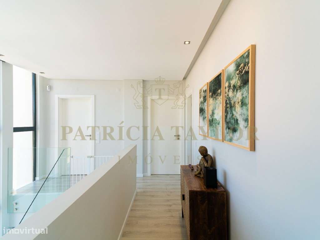 Moradia T3 a venda em Tires-47