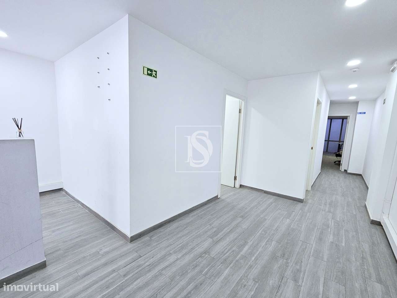 Loja 390 m2 Avenidas Novas - Campo Pequeno-9