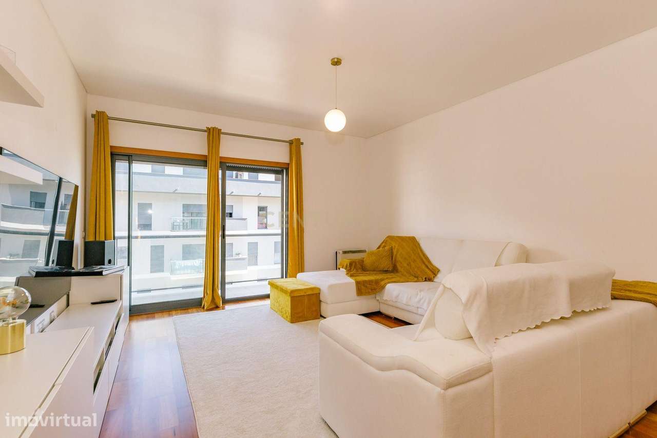 Apartamento T3 no Seixal na Quinta da Trindade com Varandas e Garagem - Grande imagem: 4/41